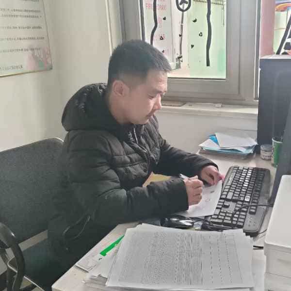 42岁岁山东单身帅哥 - 湛江吉缘网
