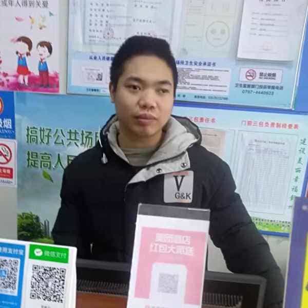 33岁岁江西单身帅哥 - 湛江吉缘网