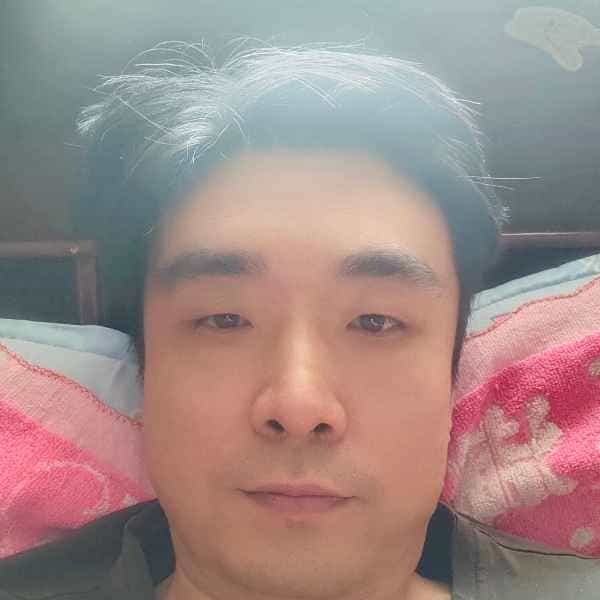 43岁岁河南单身帅哥 - 湛江吉缘网