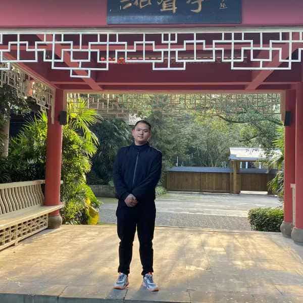 31岁岁重庆单身帅哥 - 湛江吉缘网